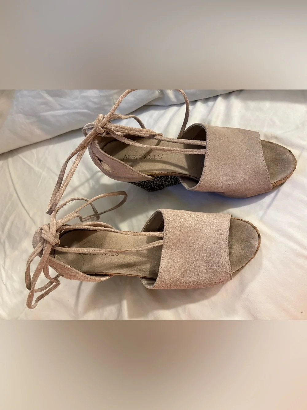 AEROSOLES that effortless